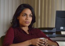 Rosario Dawson as Detective Nicole Dunlop: "it's like finding a needle in a haystack."